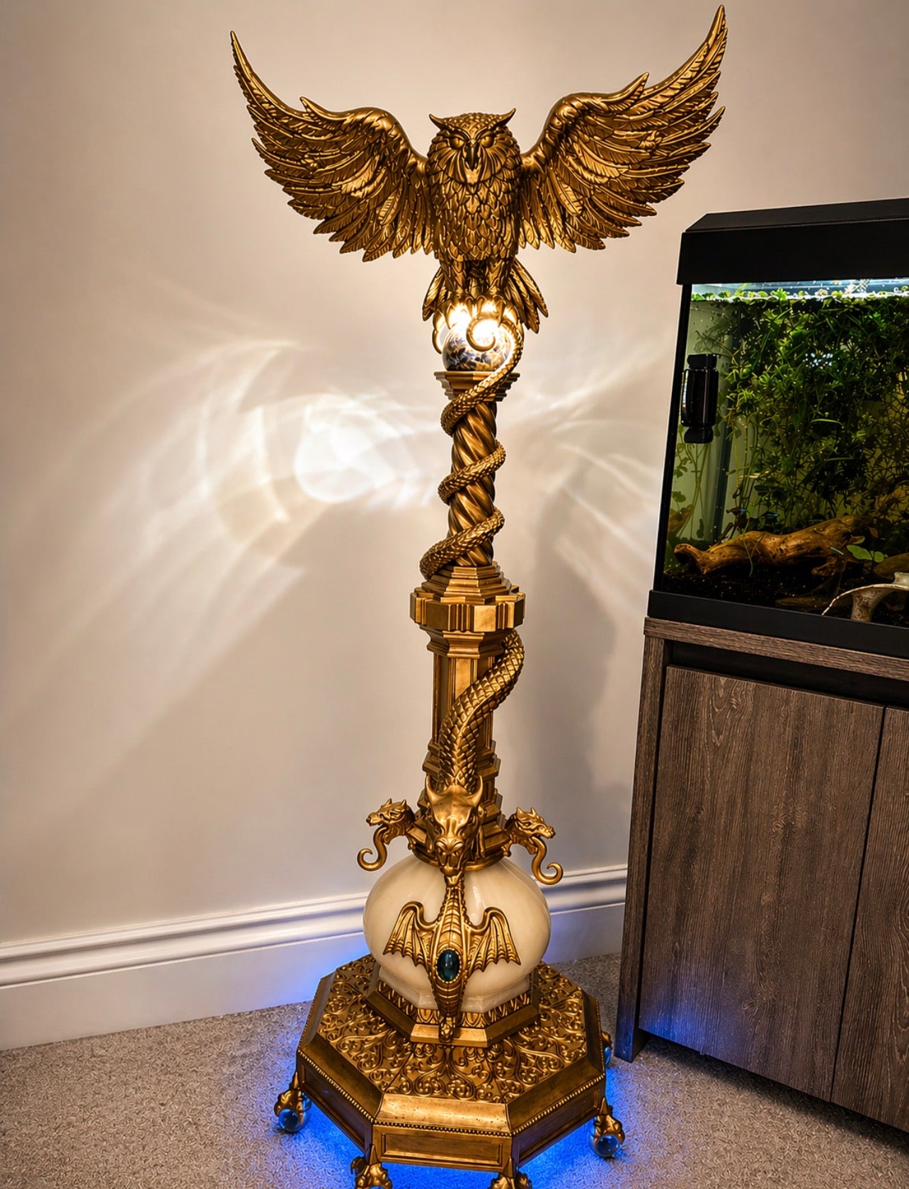 3D printed Harry Potter Dumbledore’s Owl model by NiccieNacks, showcasing intricate details of the owl on a podium.
