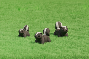 Baby Skunk Small Wiggies Articulated Toy